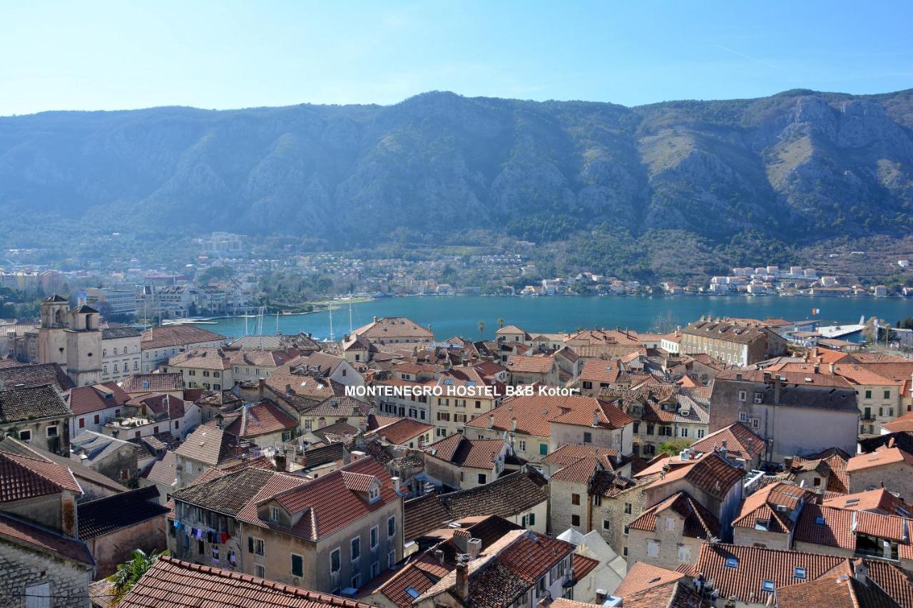 Montenegro Backpackers Home โกตอร์ ภายนอก รูปภาพ